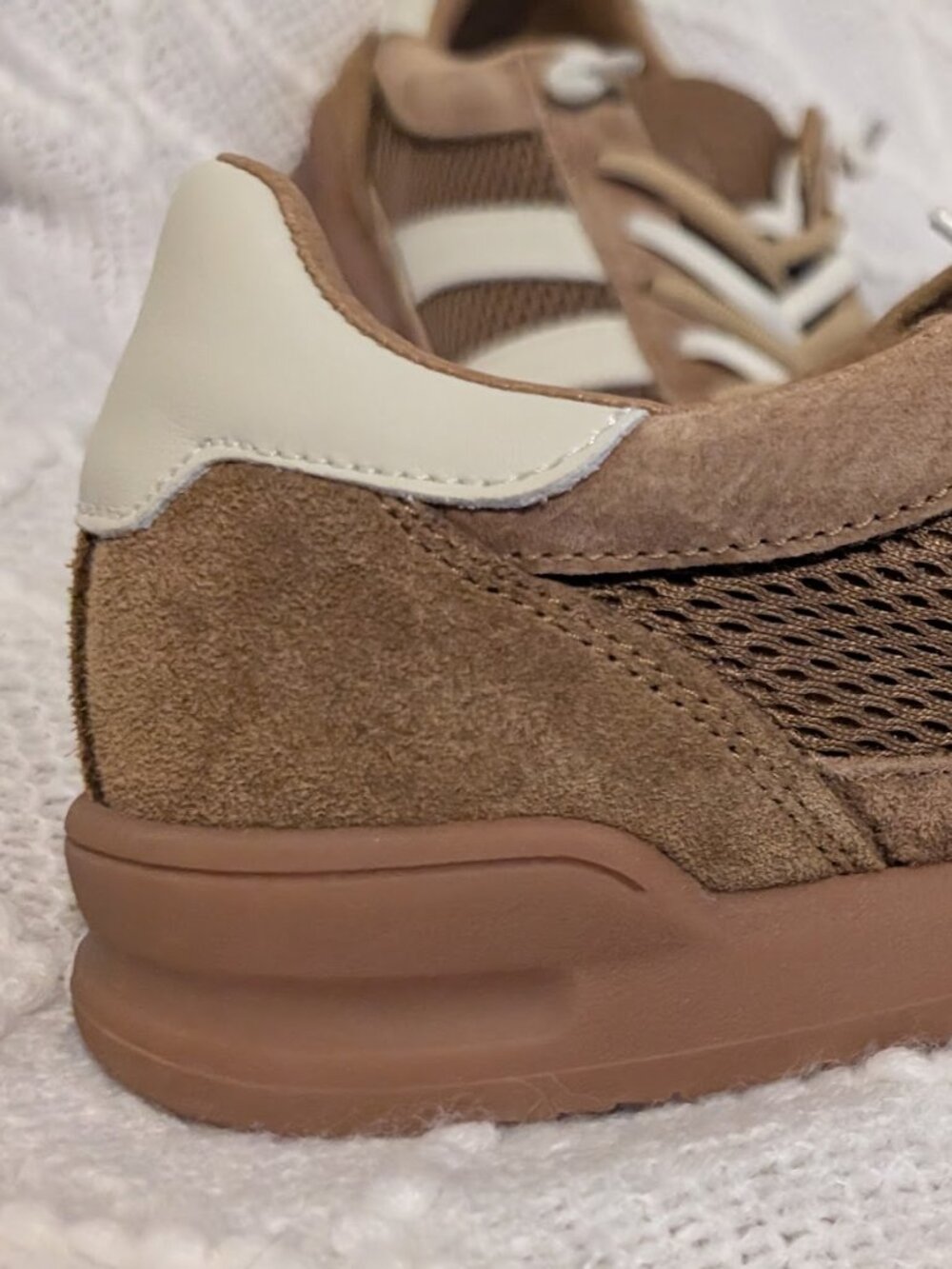 Steve Madden Verdict Suede Mesh Lace Up Sneakers - Picture 4 of 7